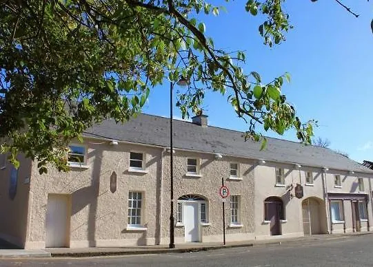 Spinners On Castle Street *